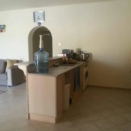 Sapphire Apartment